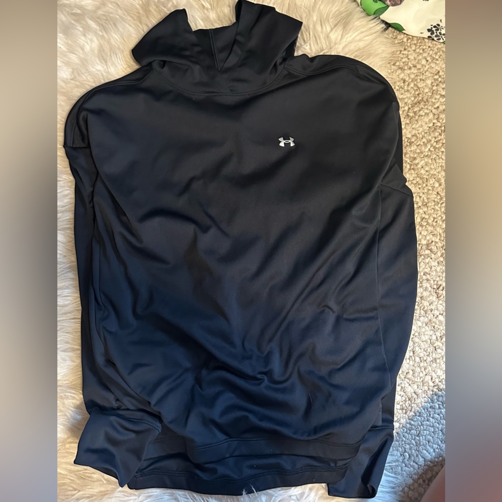 Men’s underarmour hooded pullover